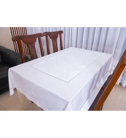  Rectangular tablecloth 6k-12k with green button beads 