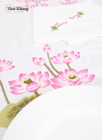  Rectangular tablecloth with pink lotus pattern 350*190 + 14 square napkins 45cm 