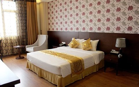  Khách sạn Hoàng Sơn Peace - Ninh Bình 