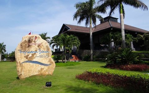  Tropicana Long Hai Beach Resort & Spa - Phú Quốc 