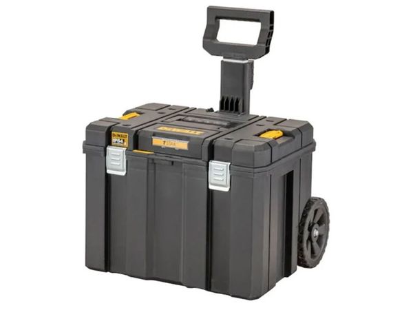 hop-dung-dung-cu-co-tay-keo-dewalt-dwst83347-1