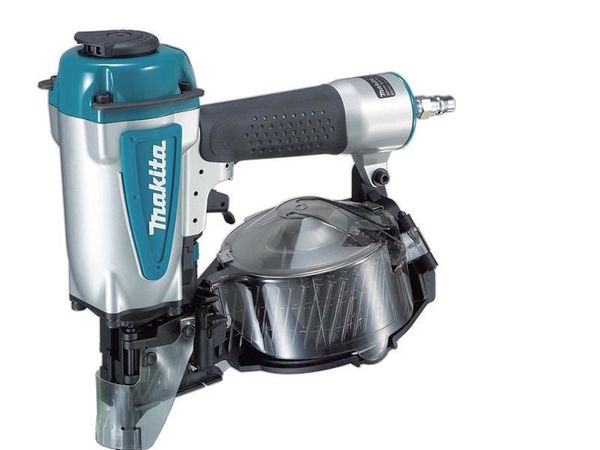 Máy Bắn Đinh Cuộn Pallet Dùng Hơi Makita AN560