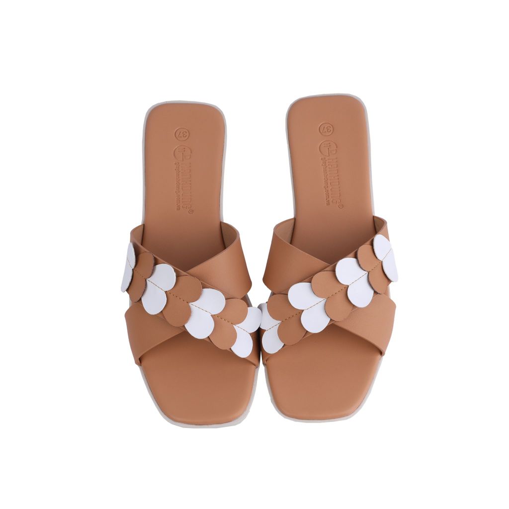 Dép Xẹp Hạnh Dung Quai Chéo Phối Tim HD04782AD