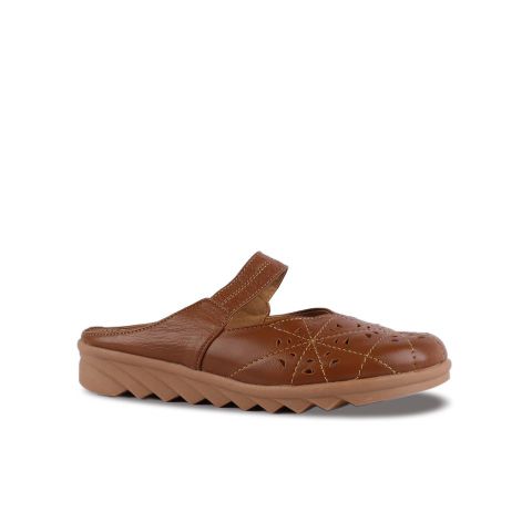 Dép Bít Mũi Hạnh Dung Họa Tiết Đục Lỗ HD04816AD