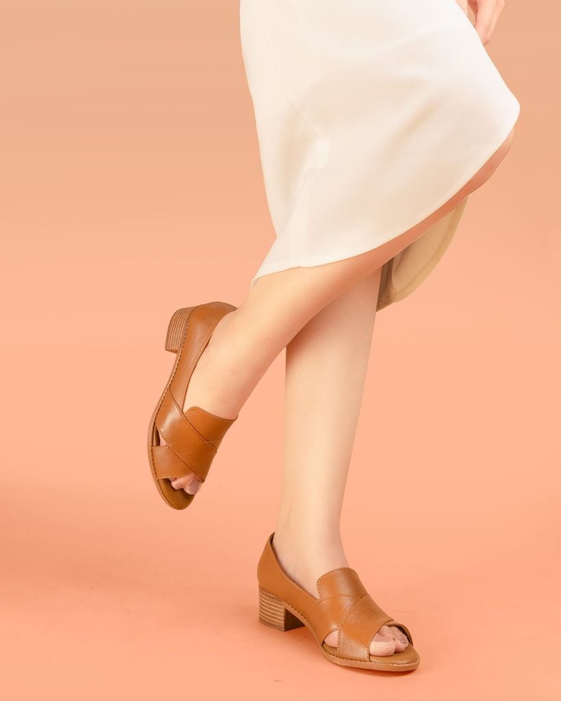 Giày Hở Mũi Hạnh Dung Quai Bản Cách Điệu HD04942AD