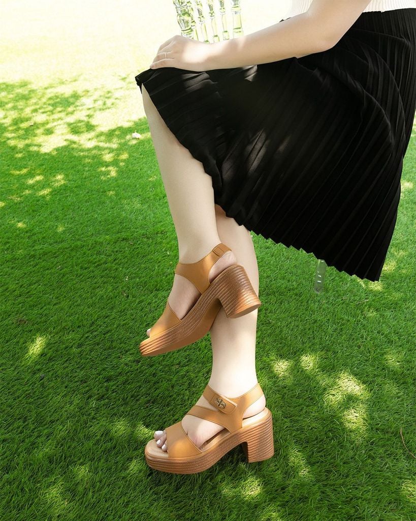 Sandal Cao Gót Hạnh Dung Quai Ngang Bản Chéo HD29187AY