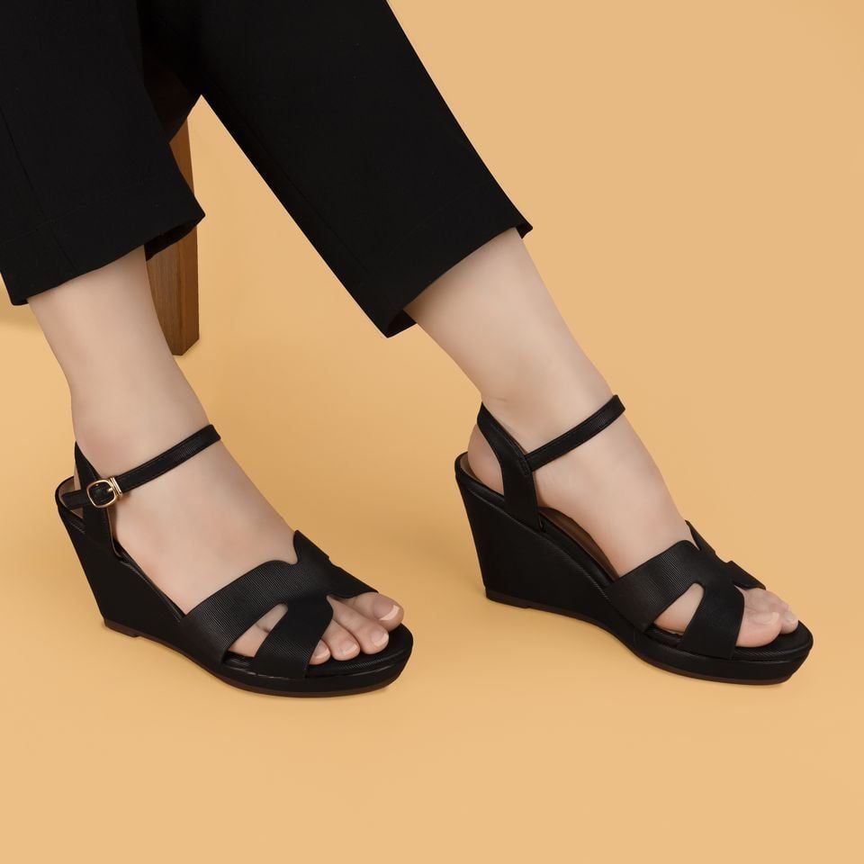 Sandal Xuồng Hạnh Dung Quai Chữ H 9cm HD02145AB
