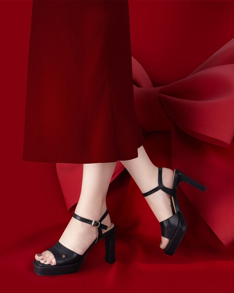 Sandal Cao Gót Hạnh Dung Quai Bản Nút Tán HD02233AB
