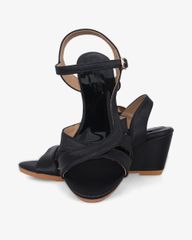 Sandal Đế Xuồng Hạnh Dung Nhiều Dây Nối Bên 6F HD02241AB