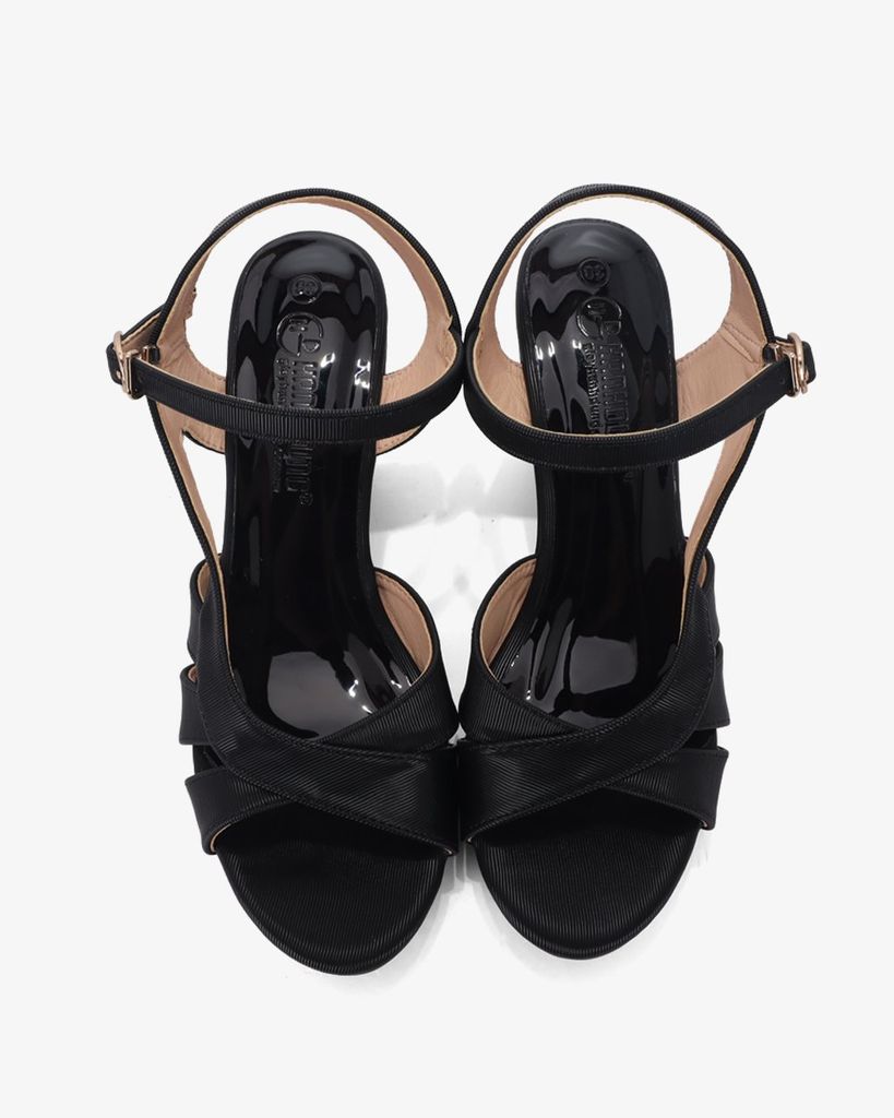 Sandal Đế Xuồng Hạnh Dung Nhiều Dây Nối Bên 9F HD02242AB