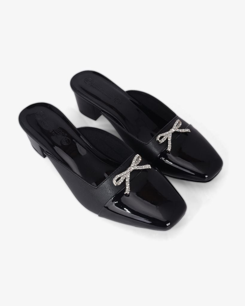 Dép Bít Mũi Hạnh Dung Khóa Nơ Xoàn Bóng HD041025AD