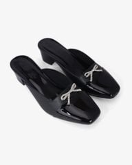 Dép Bít Mũi Hạnh Dung Khóa Nơ Xoàn Bóng HD041025AD