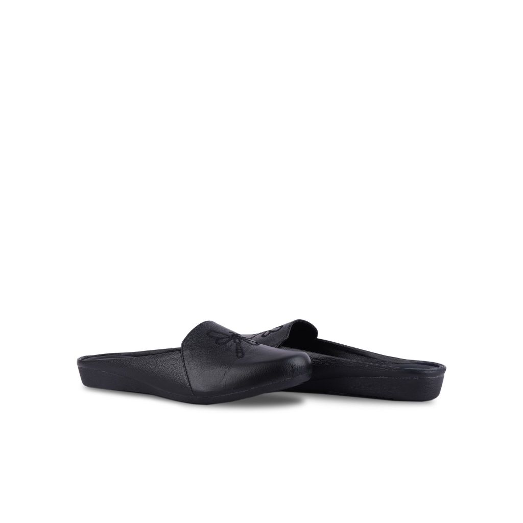 Dép Bít Mũi Hạnh Dung Thêu Chuồn Chuồn HD04786AD