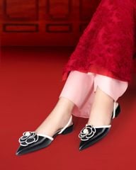 Giày Sandal Hạnh Dung Bít Mũi Hoa Ngọc Trai HD1133AV