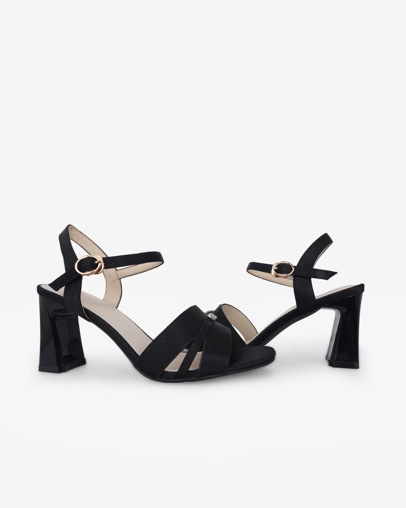 Sandal Cao Gót Hạnh Dung Bản Khoét Khóa Chữ HD27321BI