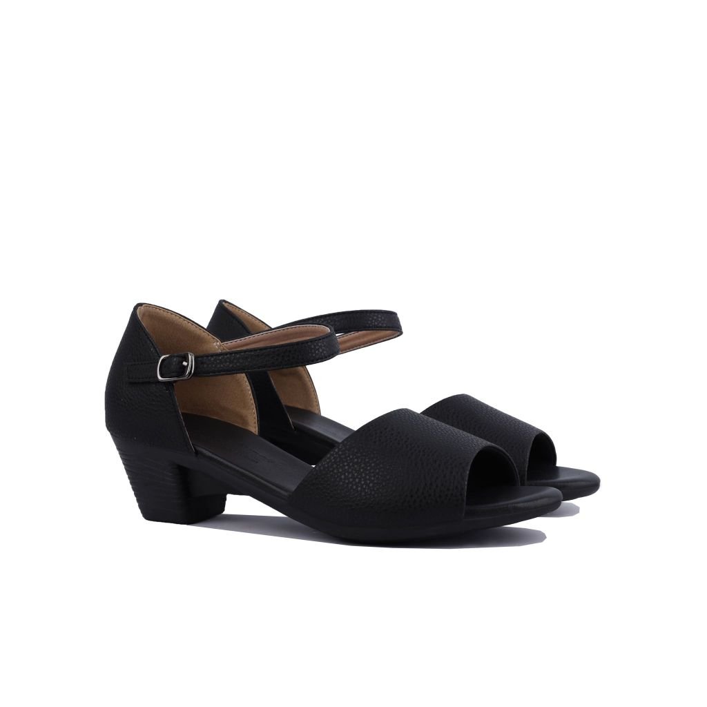 Sandal Cao Gót Hạnh Dung Bản Ngang Bít Hậu HD29125AY