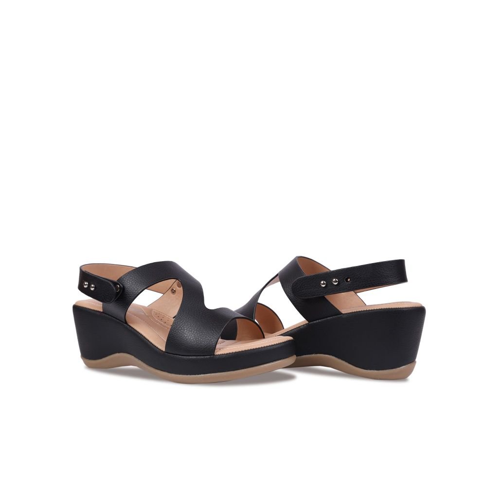 Sandal Xuồng Hạnh Dung Quai Gợn Sóng Đế Mềm Mại HD29140AY