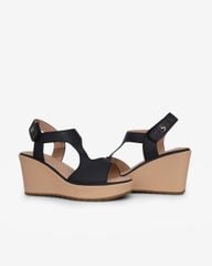 Sandal Đế Xuồng Hạnh Dung Quai Chéo Liền Thân Bản Lớn HD29189AY