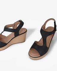 Sandal Đế Xuồng Hạnh Dung Quai Chéo Liền Thân Bản Lớn HD29189AY