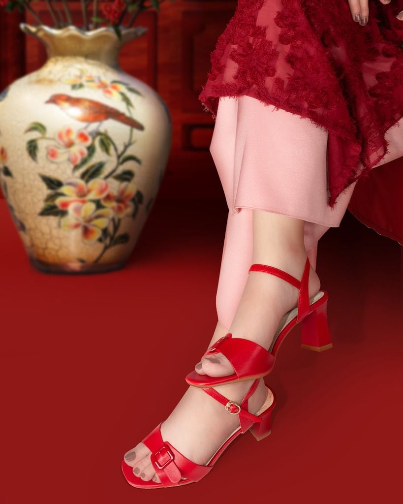 Sandal Cao Gót Hạnh Dung Quai Ngang Khóa Nịt HD27276BI
