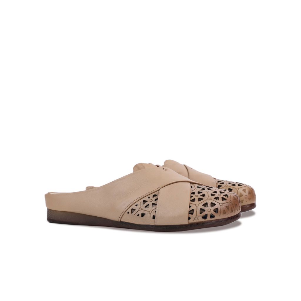 Dép Bít Mũi Albee Cách Điệu Laser HD0227TQ