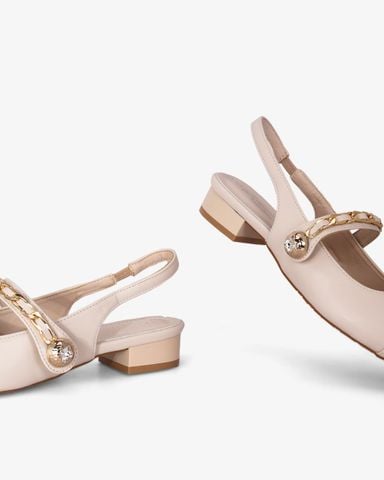 Giày Sandal Hạnh Dung Bít Mũi Khóa Xích HD0926AS
