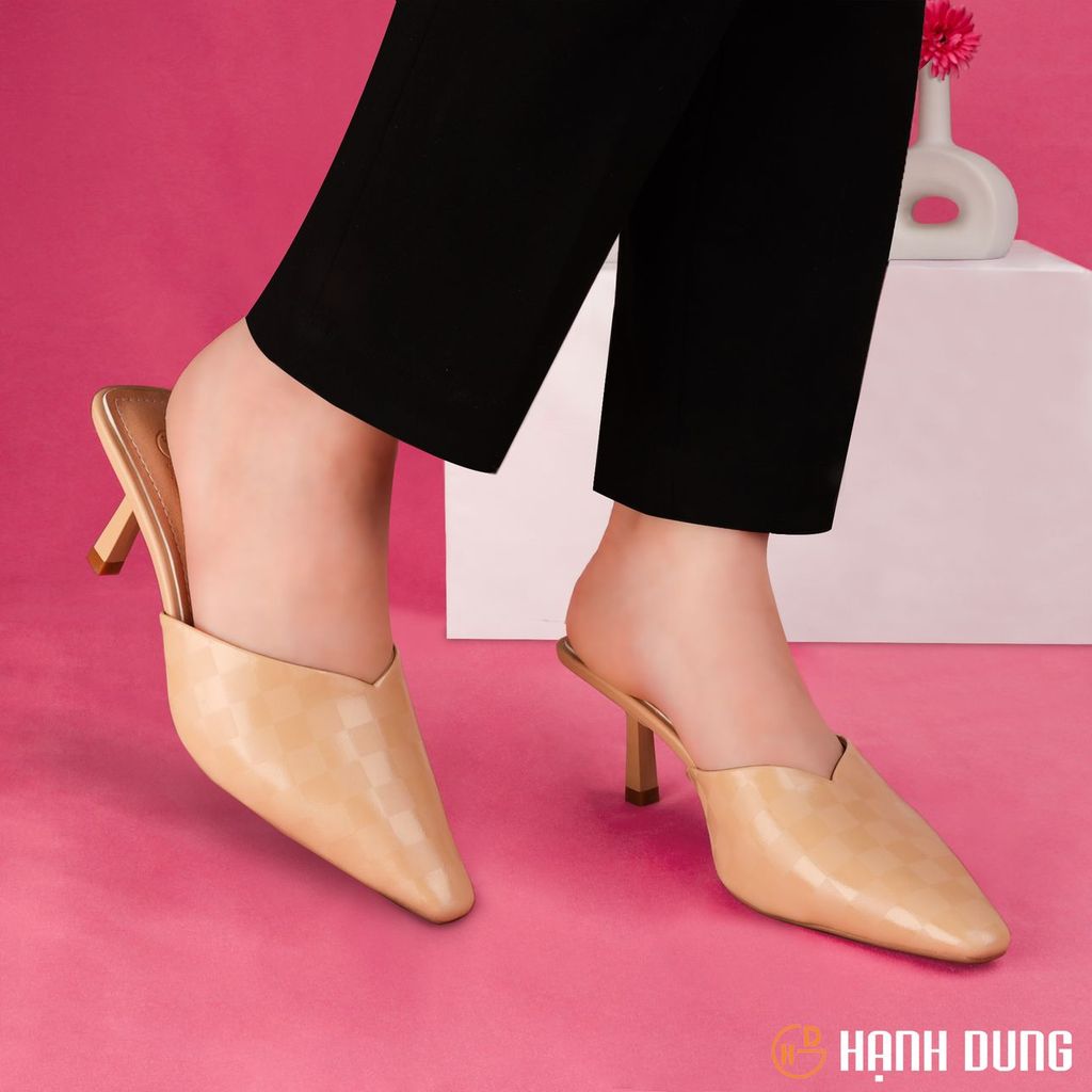 Dép Bít Mũi Hạnh Dung Họa Tiết Caro HD27205BI