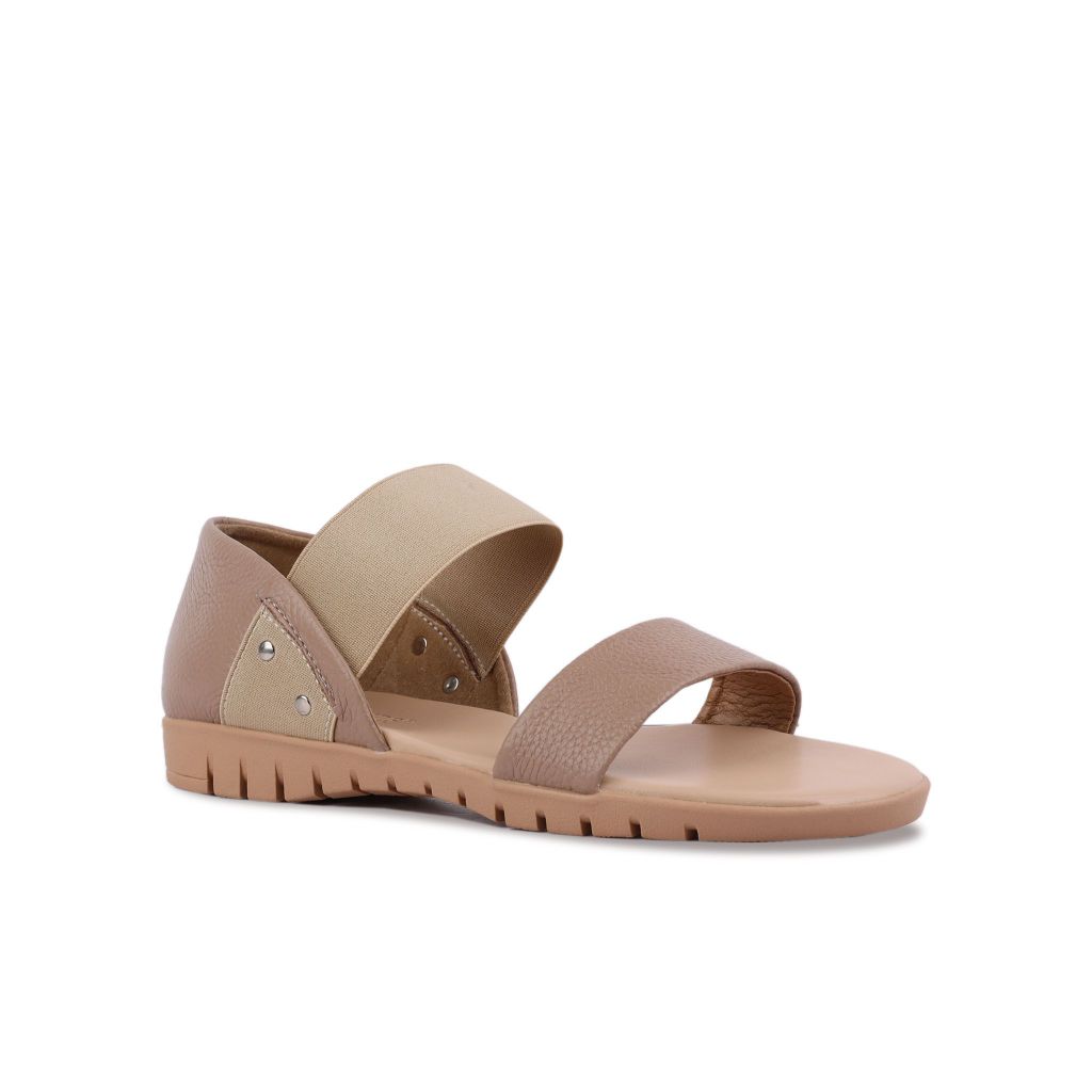 Sandal Đế Xẹp Hạnh Dung Bản Ngang Bít Hậu HD29129AY
