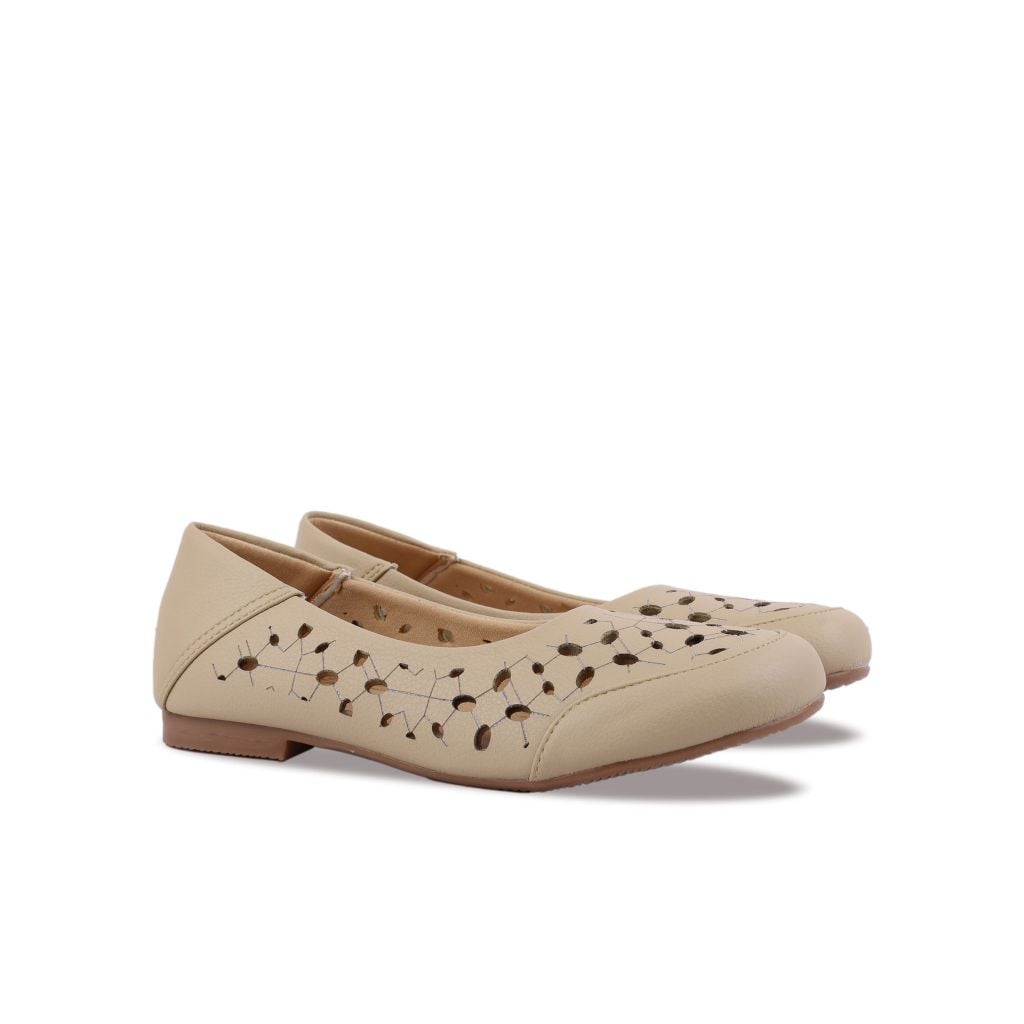 Giày Búp Bê Hạnh Dung Mũi Tròn Đục Lỗ HD29130AY