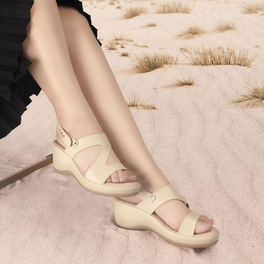 Sandal Xuồng Hạnh Dung Quai Gợn Sóng Đế Mềm Mại HD29140AY