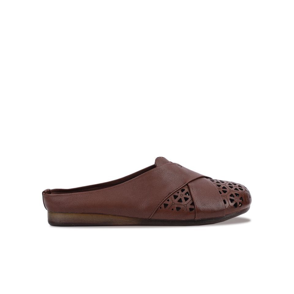 Dép Bít Mũi Albee Cách Điệu Laser HD0227TQ