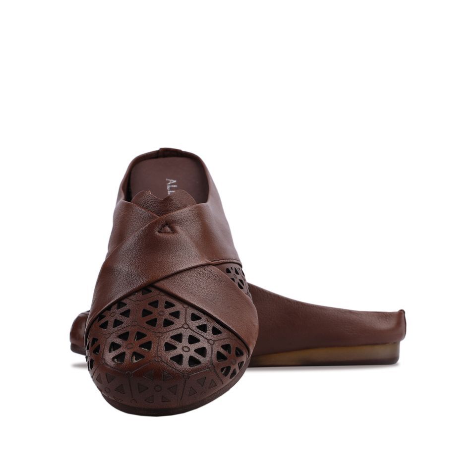 Dép Bít Mũi Albee Cách Điệu Laser HD0227TQ