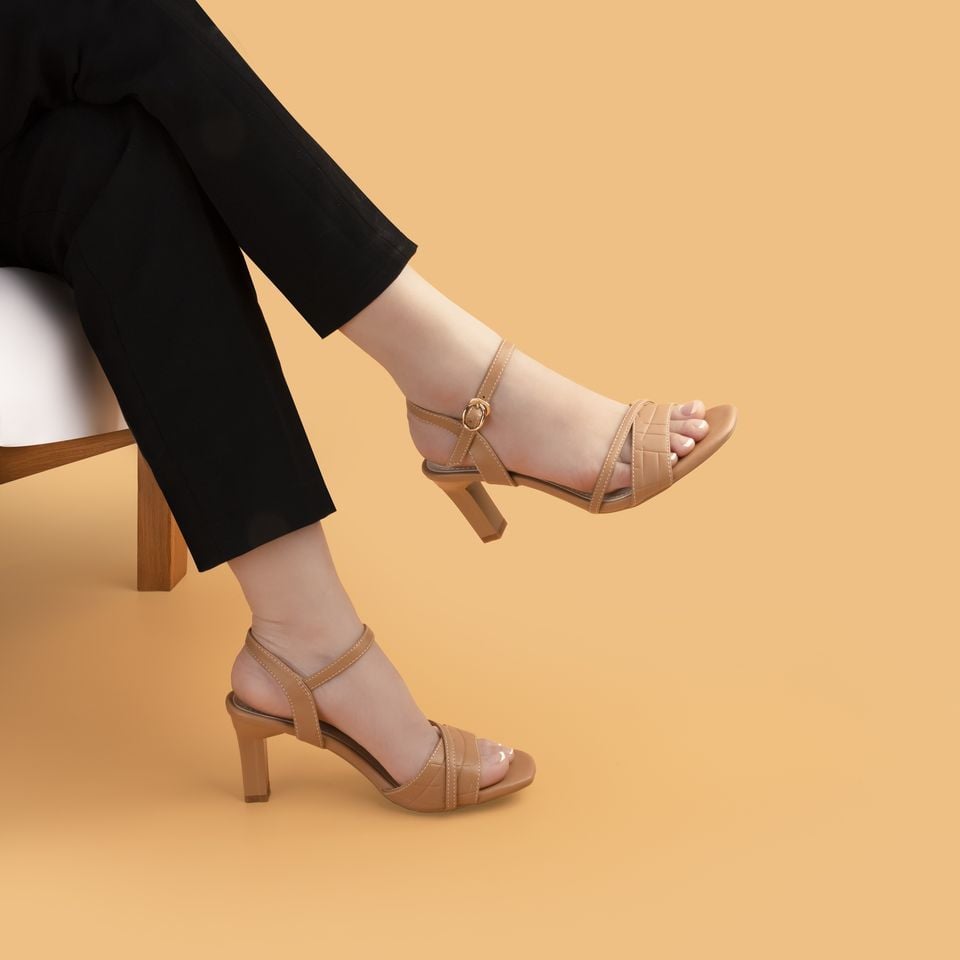 Sandal Cao Gót Hạnh Dung Bản Ngang Dây Mảnh HD27141BI