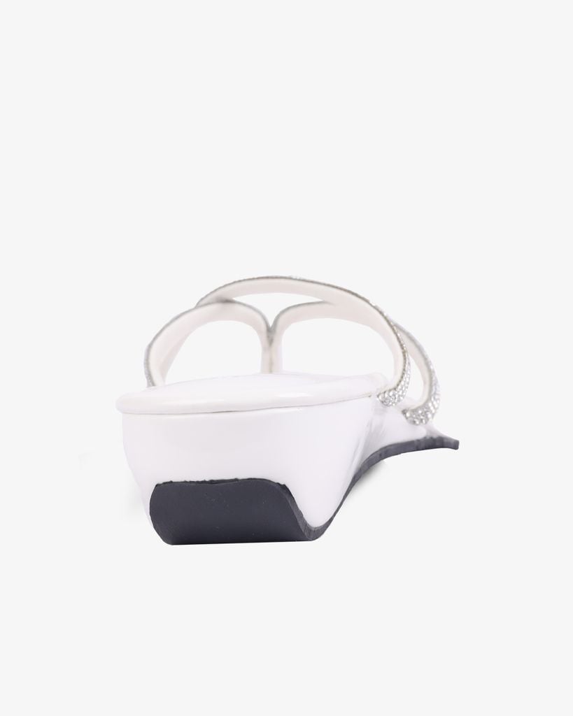 Dép Xẹp Hạnh Dung Kẹp Xỏ Ngón HD12253AM