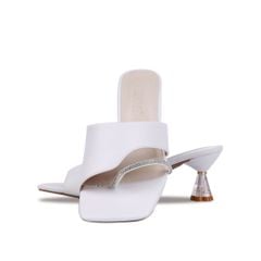 Dép Cao Gót Hạnh Dung Xỏ Ngón Cách Điệu HD27219BI