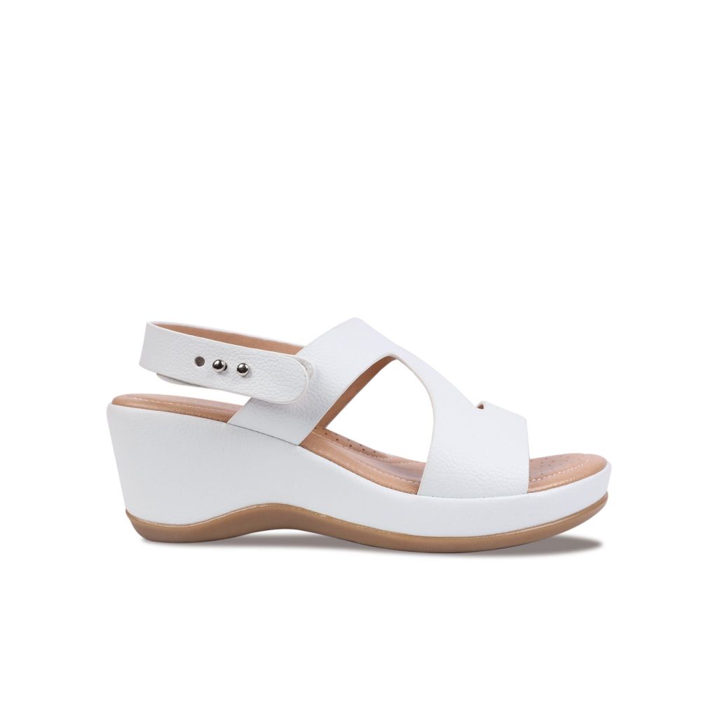 Sandal Xuồng Hạnh Dung Quai Gợn Sóng Đế Mềm Mại HD29140AY