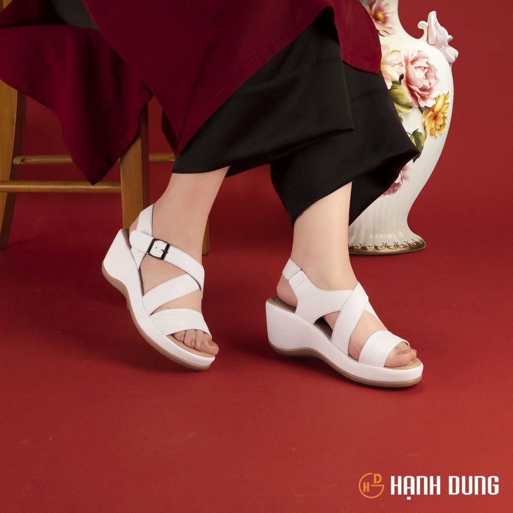 Sandal Xuồng Hạnh Dung Quai Chéo Thanh Lịch HD29151AY