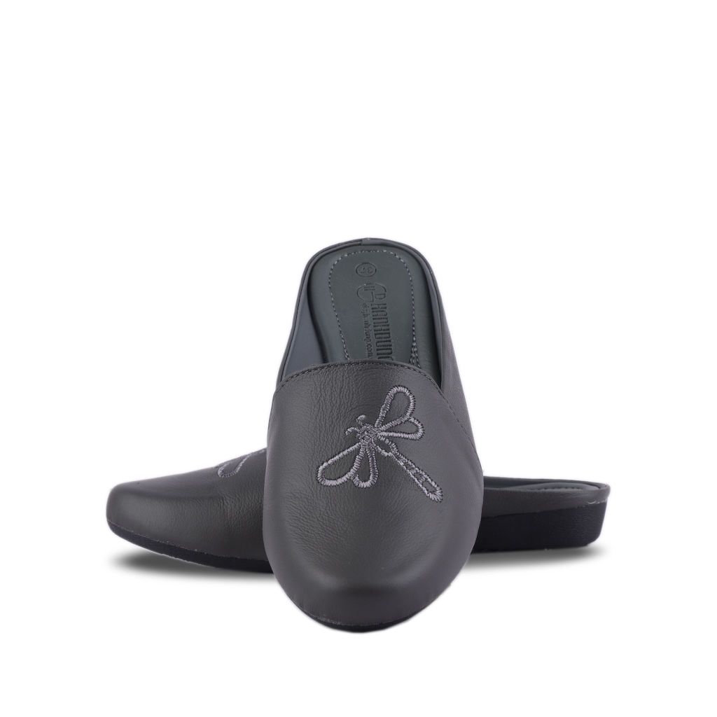 Dép Bít Mũi Hạnh Dung Thêu Chuồn Chuồn HD04786AD