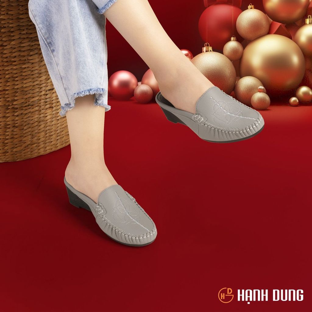 Dép Bít Mũi Hạnh Dung Da Mềm May Viền Chỉ HD04901AD