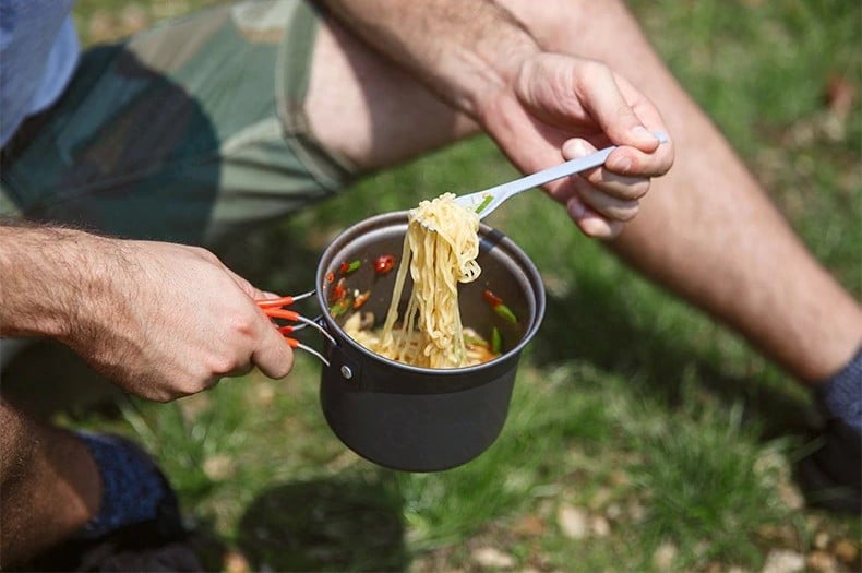 Nồi hợp kim nhôm Naturehike NH18T018-G mang đi dã ngoại
