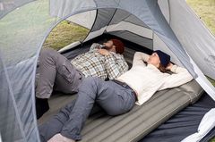 Đệm bơm hơi đơn đôi Naturehike NH20FCD12 có tựa gối ngoài trời