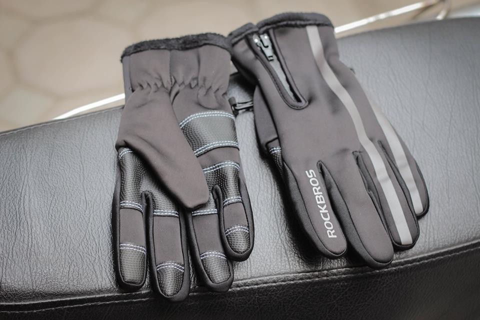 Găng tay chống tuyết chạy moto mùa đông ROCKBROS S091-2BK chính hãng