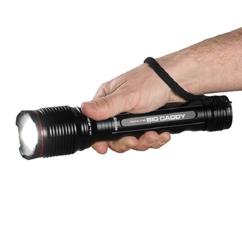 den-pin-chieu-xa-nebo-bid-daddy-2000-lumens