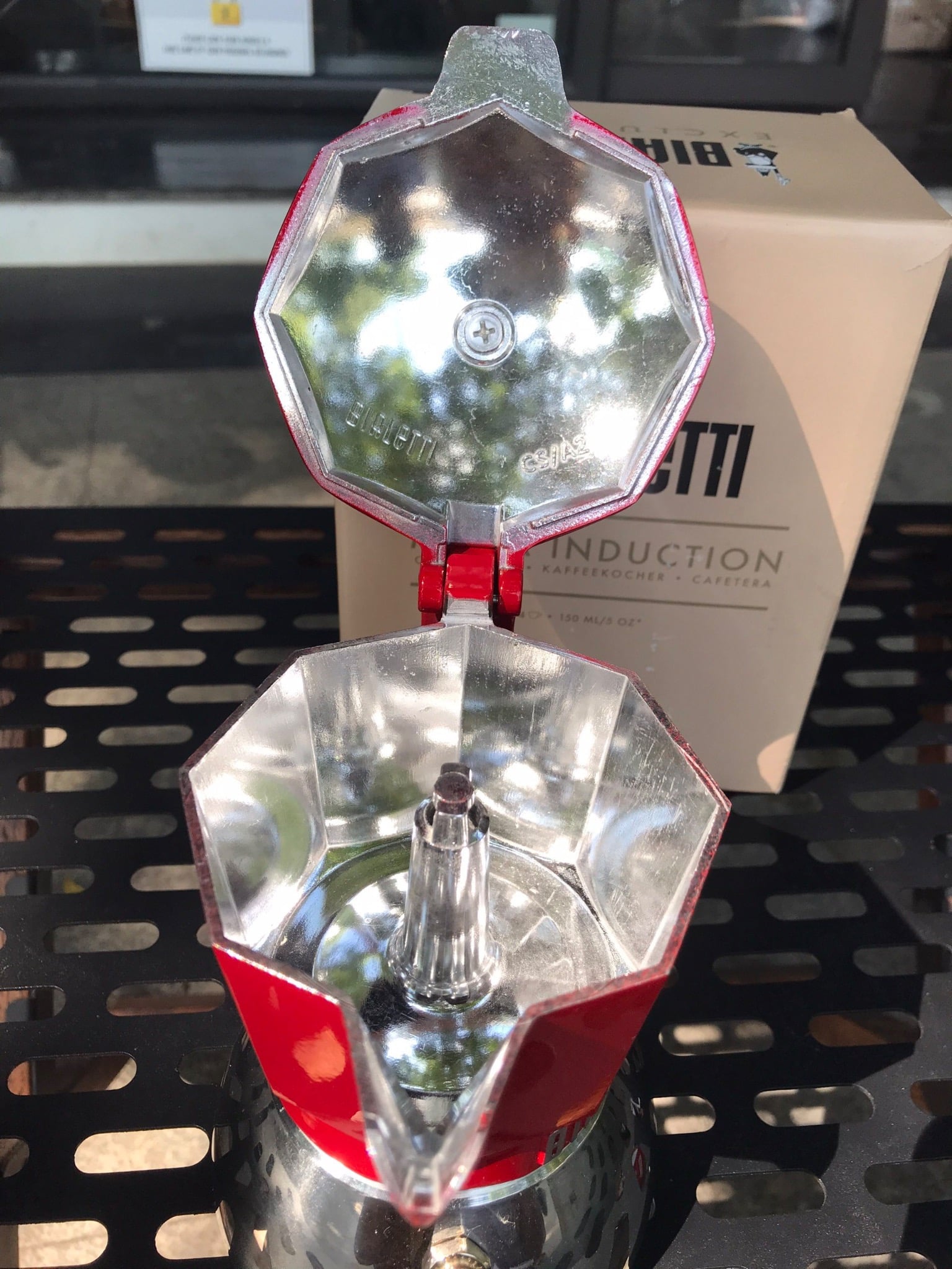 Ấm đựng cà phê Moka Induction Exclusive - 4 Cup