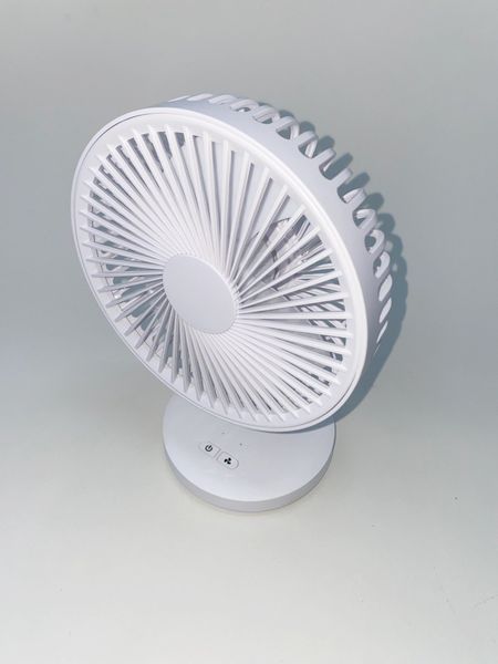 QUẠT ĐỂ BÀN CÓ SẠC TÍCH ĐIỆN PERFECT PF-QB2170