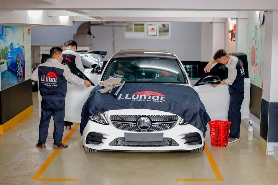 Bảng giá phim cách nhiệt LLumar mới nhất tháng 8 2024