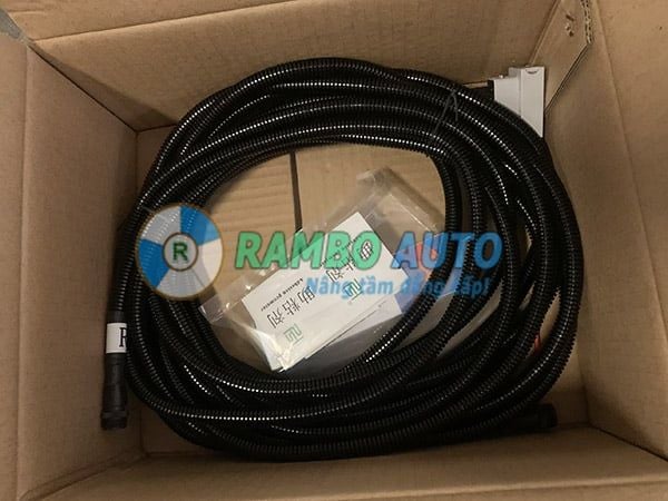 Bậc điện lên xuống xe Vinfast Lux A2.0