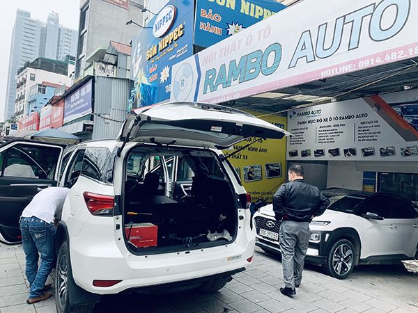 Bọc trần da cho xe Fortuner uy tín tại Hà Nội