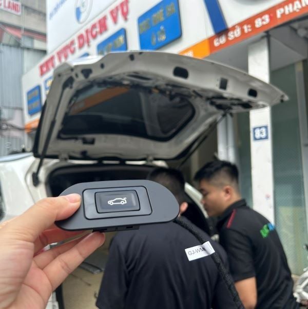 Cốp điện tự động xe Toyota Highlander 2015-2021