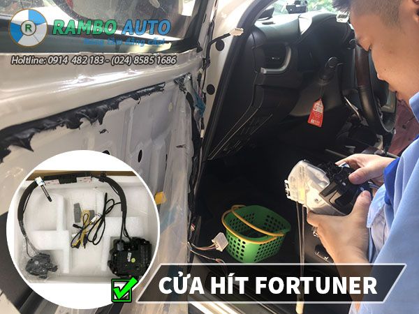 Cửa hít điện xe Toyota Fortuner